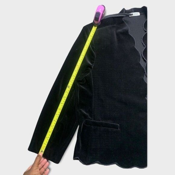 Vintage Accent Blazer Women's Large Scalloped Edge Black Velvet Hipster Jacket - Picture 6 of 9